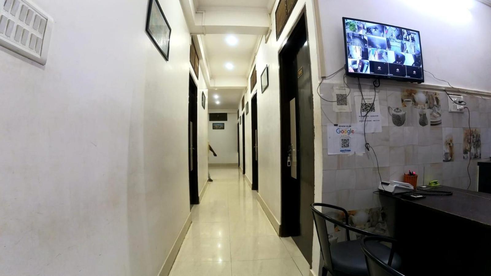 Holidayy Inn Allāhābād Junction Екстериор снимка